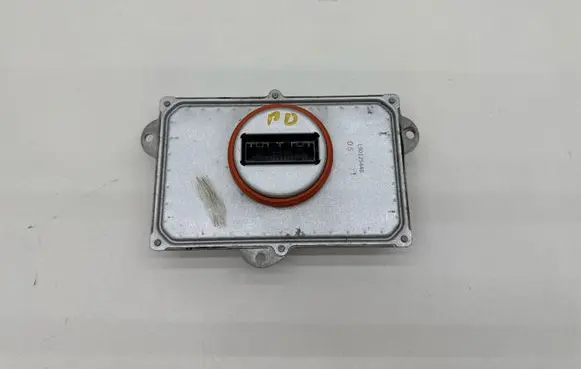 Peugeot 208 II LED ballast control module S48020000