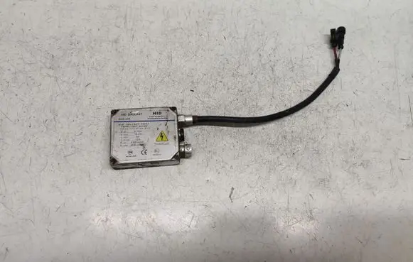 Audi A4 S4 B5 8D Headlight ballast module Xenon