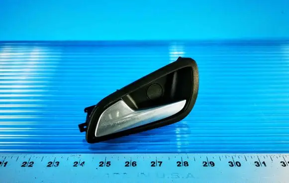 Ford Focus Front door interior handle AM51U22601BDW