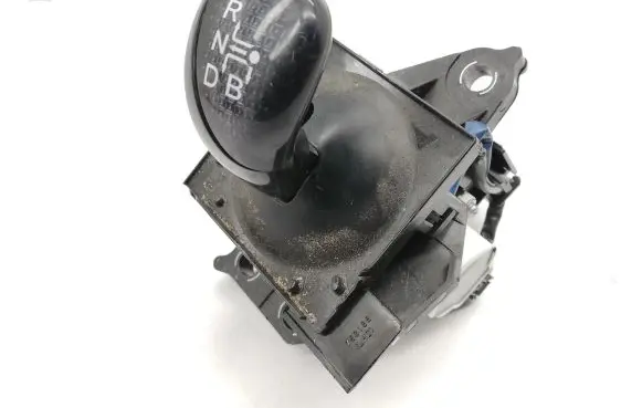 Toyota Auris E180 Gear shifter/selector 75C583