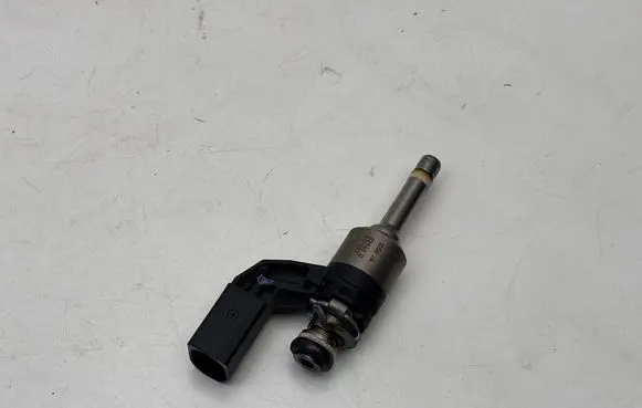 Fuel injector