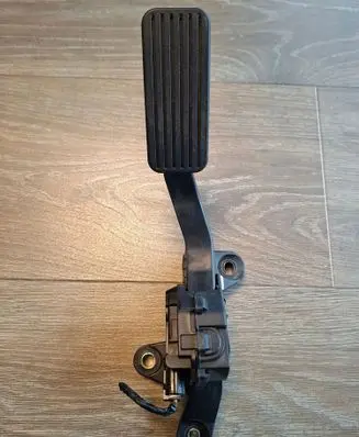 KIA Niro Accelerator throttle pedal 32700G2920