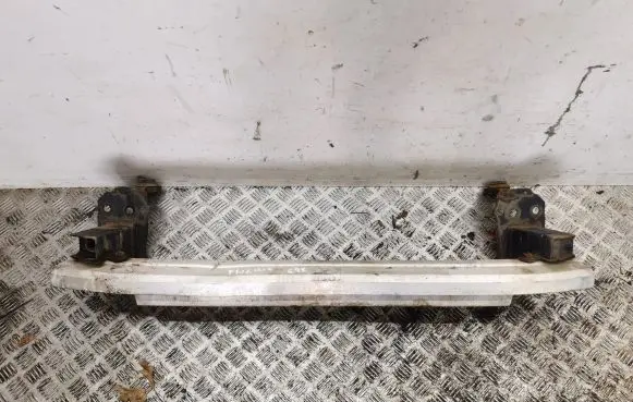 Audi Q7 4L Front bumper cross member
