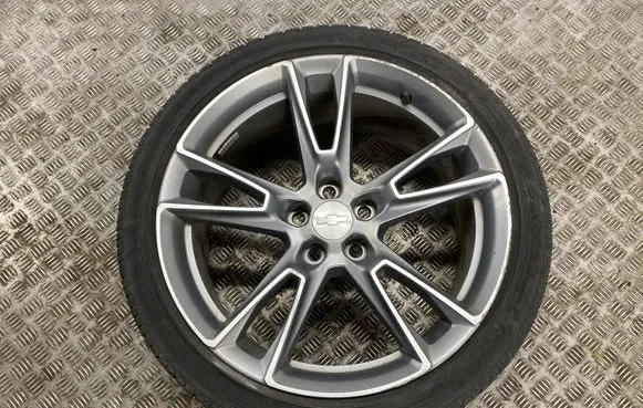 Chevrolet Camaro R20 alloy rim 23507199 84471771