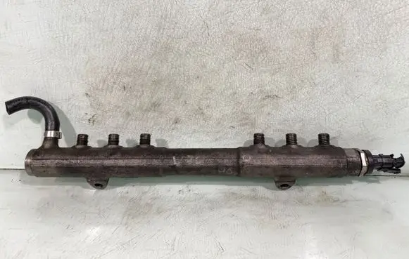 Fuel main line pipe
