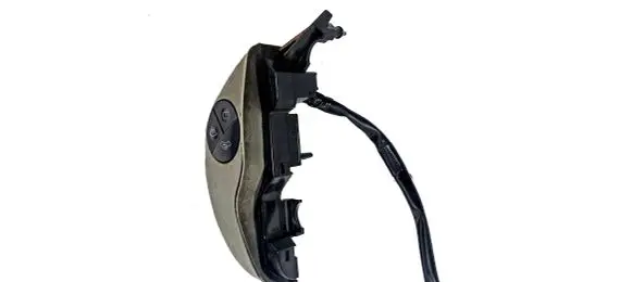 Toyota Prius (XW20) Steering wheel buttons/switches F70CV164