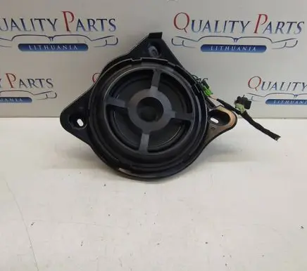 Mercedes-Benz C W205 Front door speaker A2058201800