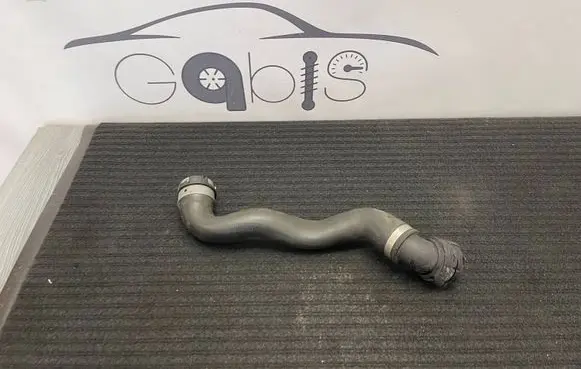 Mercedes-Benz GLC X253 C253 Engine coolant pipe/hose A2535019582
