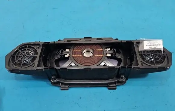 Mercedes-Benz S W221 Subwoofer speaker A2218202602 IMPRK1563790