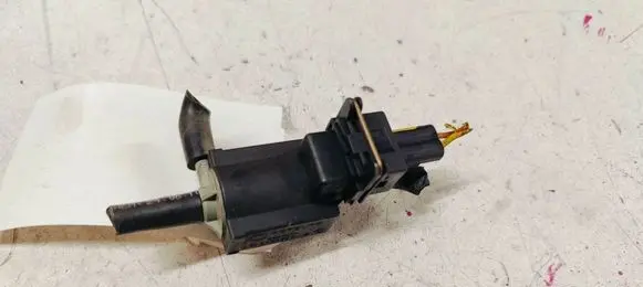 Jaguar XF X250 Turbo solenoid valve 70243600 10T166