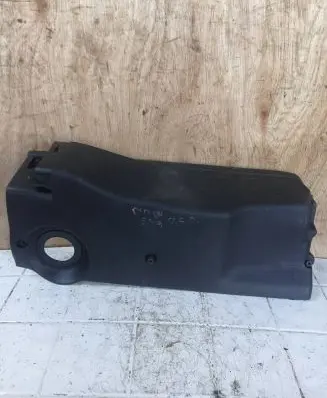 BMW 5 E39 Air filter box cover 137122474430 0928400351