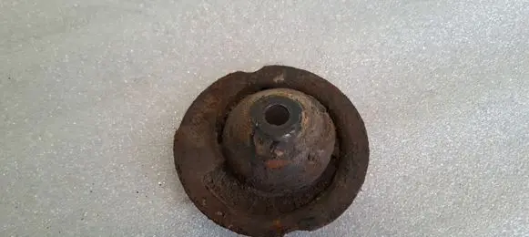 Audi 80 90 S2 B4 Coil spring mount