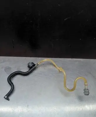 BMW 5 E60 E61 Fuel line pipe 7789305 13537789305