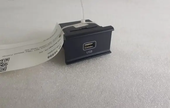 USB socket connector