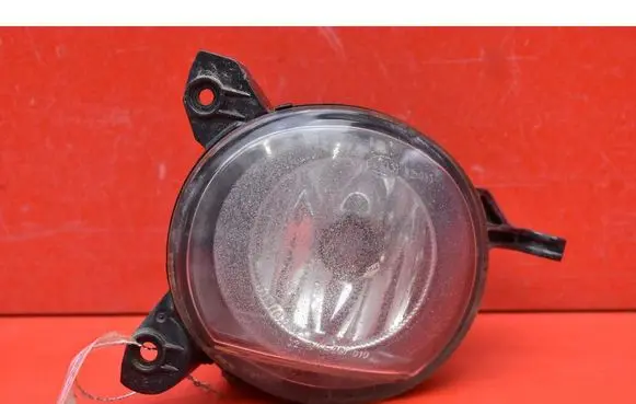 Toyota Corolla Verso E121 Front fog light 01220-0F010