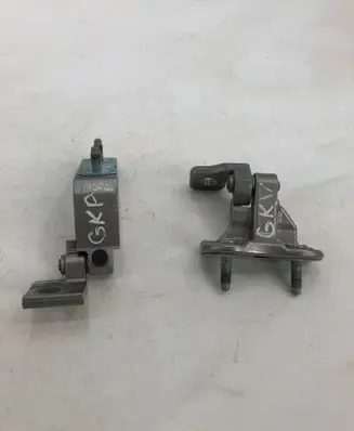 Mercedes-Benz C W206 Rear door hinge set 