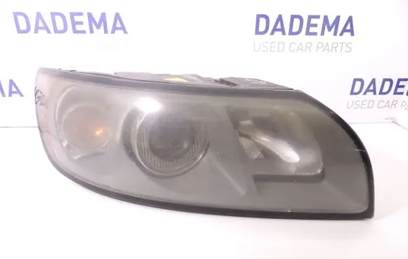 Volvo V50 Headlight/headlamp 30678913 D181