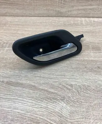 BMW 5 E39 Rear door interior handle 8226050