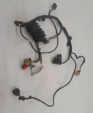 Front door wiring loom
