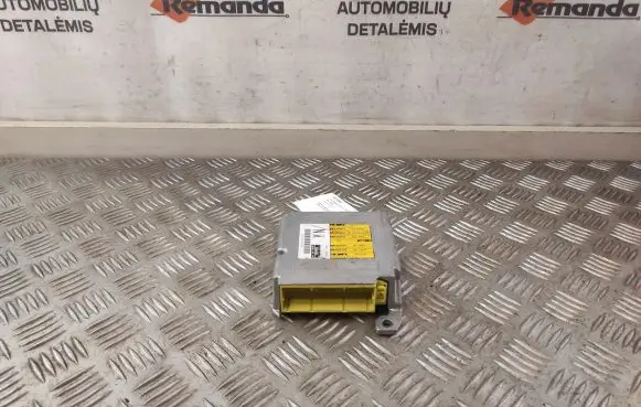 Lexus RX 450H Airbag control unit/module 8917048610