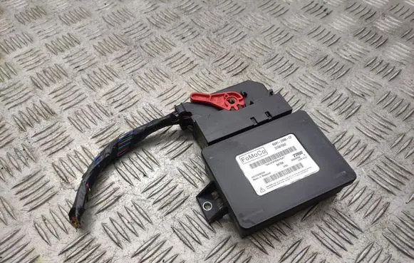 Volvo S80 Hand brake control module 6G912598CF 31341542