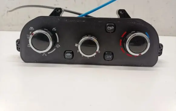 Dacia Spring Climate control unit