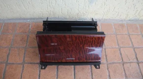 Mercedes-Benz E W210 Car ashtray 