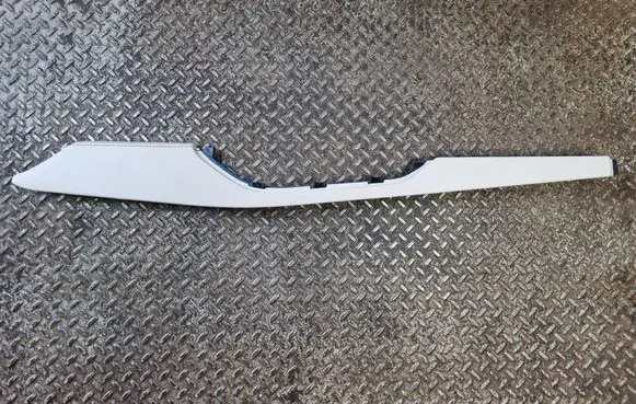 Mercedes-Benz GLS X167 Other center console (tunnel) element A1676890700