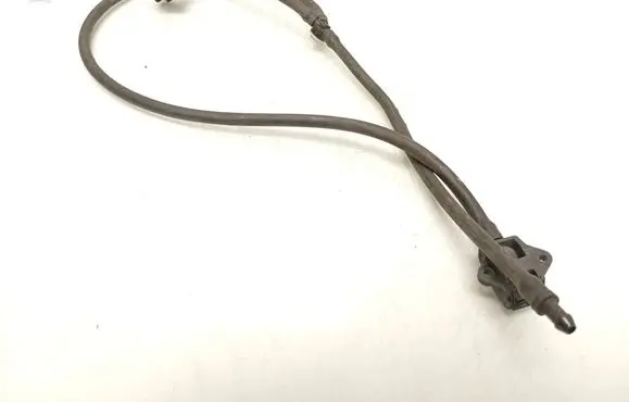 Honda Civic Windshield washer spray nozzle 