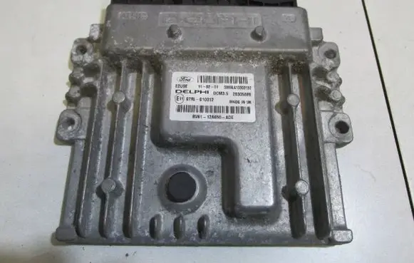 Ford Focus Engine control unit/module 12A650