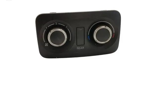 Mitsubishi Pajero Climate control unit 7820A212 1465705461
