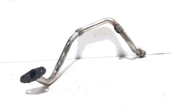 Renault Trafic III (X82) Turbo turbocharger oiling pipe/hose