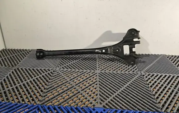 Top upper radiator support slam panel