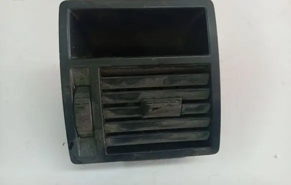 Volkswagen Transporter - Caravelle T5 Dash center air vent grill 7H1819203C