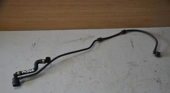 Mercedes-Benz C W205 Engine coolant pipe/hose A2055016300
