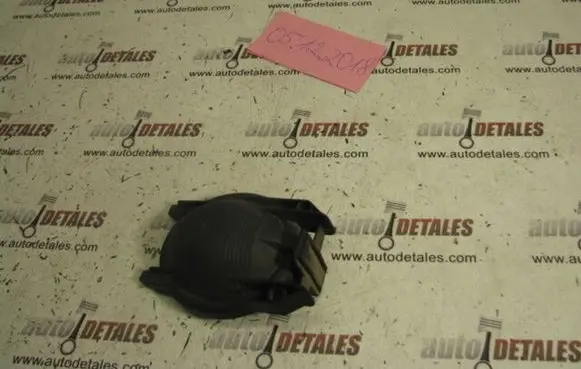 Headlight/headlamp dust cover
