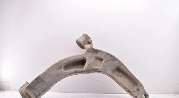 Volkswagen Transporter - Caravelle T5 Front lower control arm/wishbone 7E0407165B