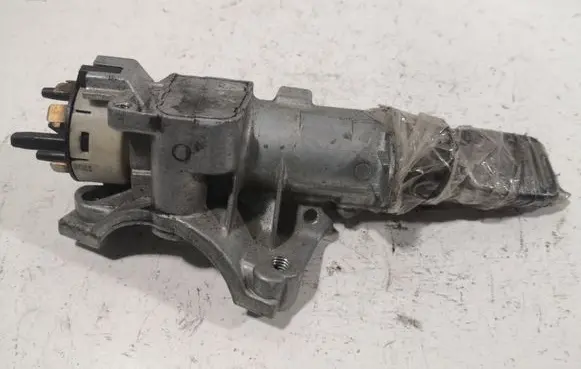 Audi A4 S4 B5 8D Ignition lock 4D0905851