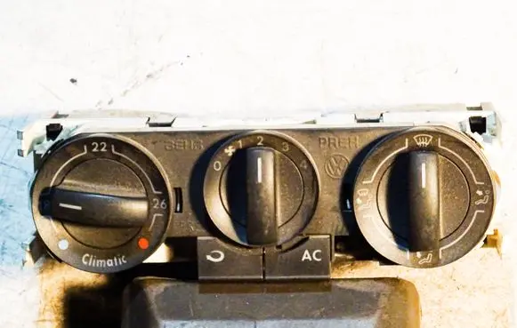 Volkswagen Polo IV 9N3 Climate control unit 6Q0820045G