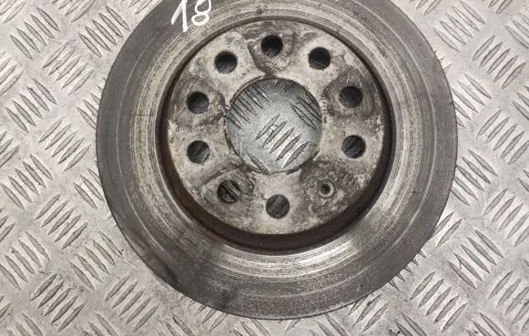 Volkswagen PASSAT CC Rear brake disc