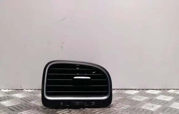 Volkswagen Golf VI Cabin air duct channel 5K0819710D 5K0819704J