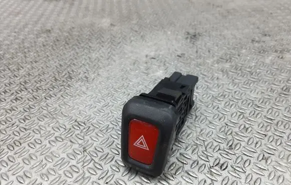 Nissan Almera N16 Hazard light switch
