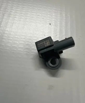KIA EV6 Airbag deployment crash/impact sensor 95920L1000 220704 220704AB11903