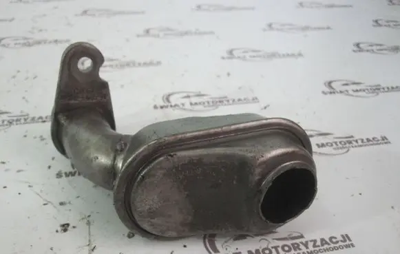 Jaguar XF Oil breather separator 4R8Q-6615-AF