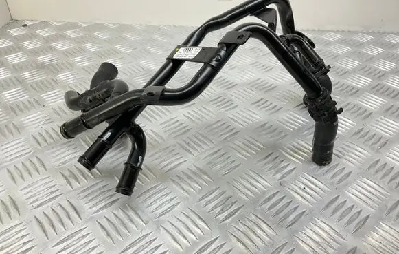 Audi A4 S4 B9 Engine coolant pipe/hose 04L122157CC 04L121058AP
