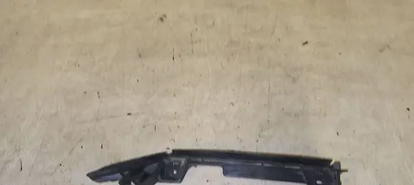 Opel Meriva A Front bumper mounting bracket 93393092
