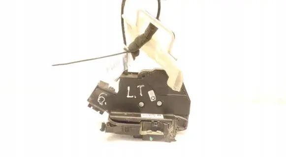 Renault Latitude (L70) Rear door lock