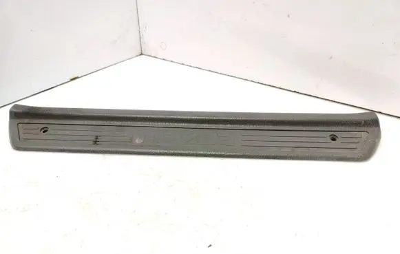 Mazda 929 Rear sill trim cover H26068730
