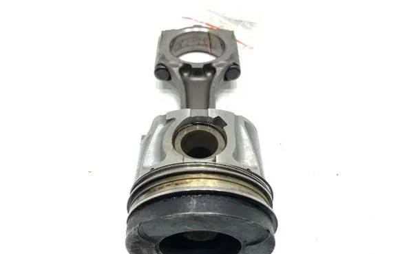 Piston with connecting rod