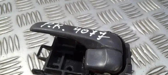 Nissan Almera N16 Front door interior handle